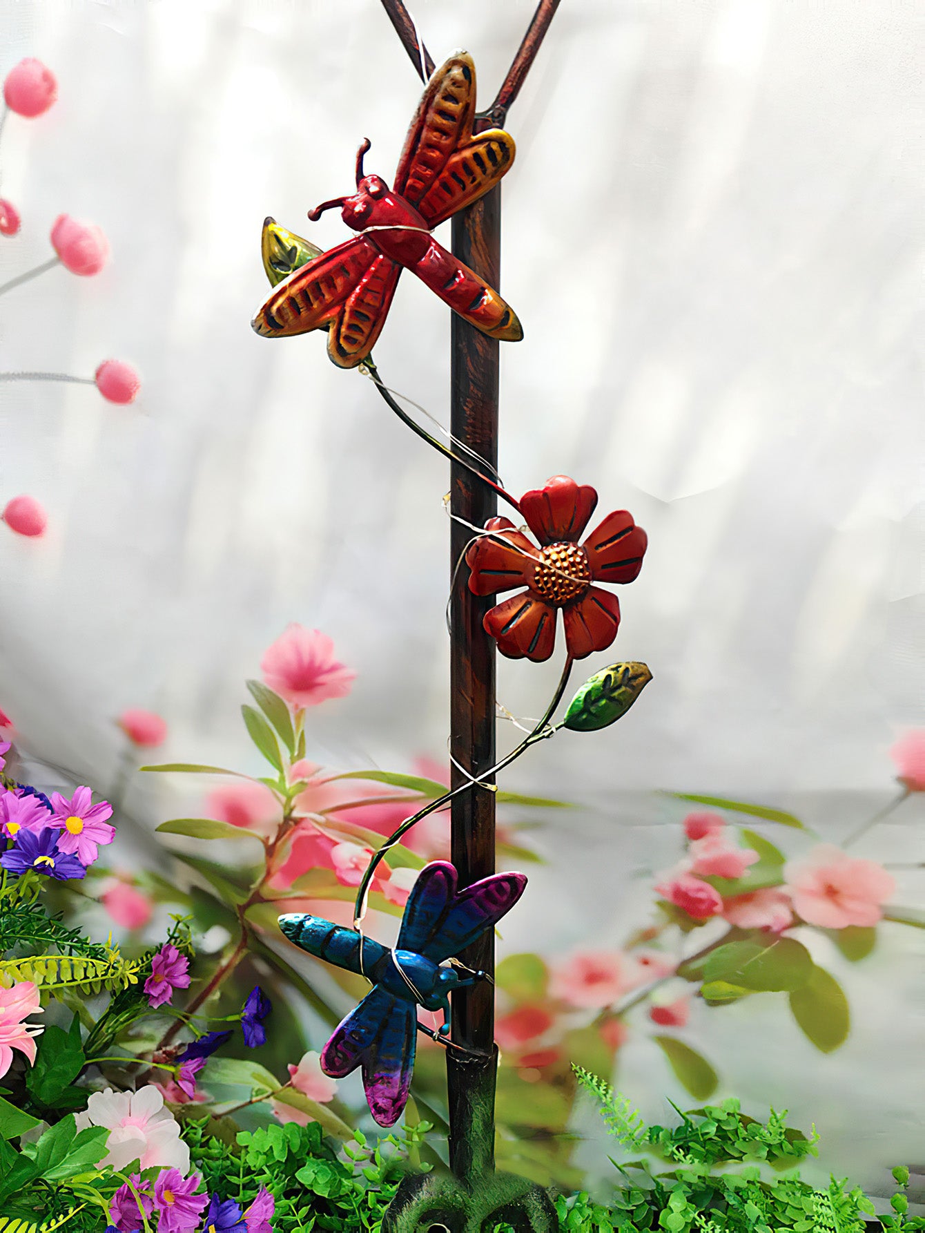Iron butterfly dragonfly shaped garden decorative light -3 options
