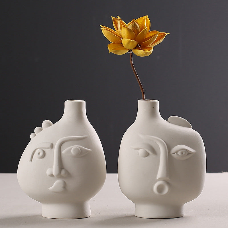 Human body ceramic dried flower vase bisque decoration