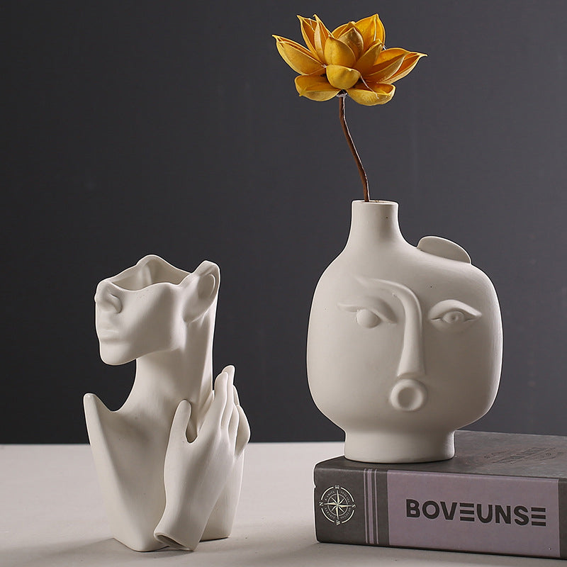 Human body ceramic dried flower vase bisque decoration