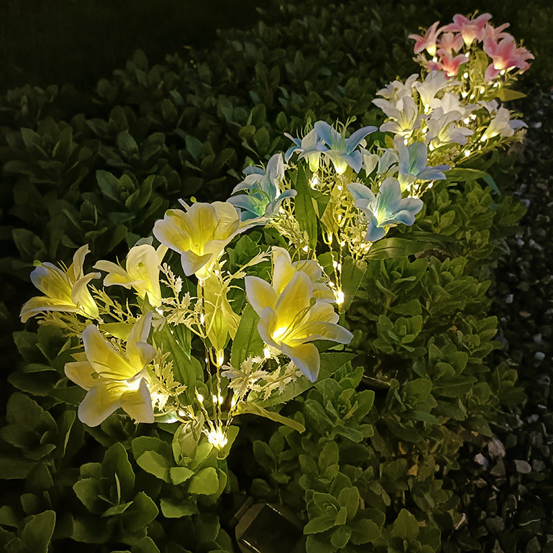 New 7-Head Solar-Powered LED Lily Garden Light
