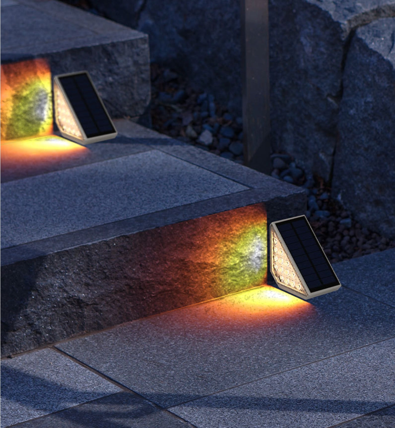 Solar staircase lights, step lighting, courtyard garden atmosphere, foot lights